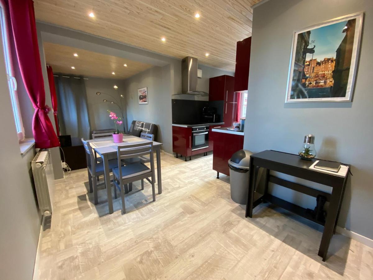 Sofa Apartment องเฟลอร์ ภายนอก รูปภาพ