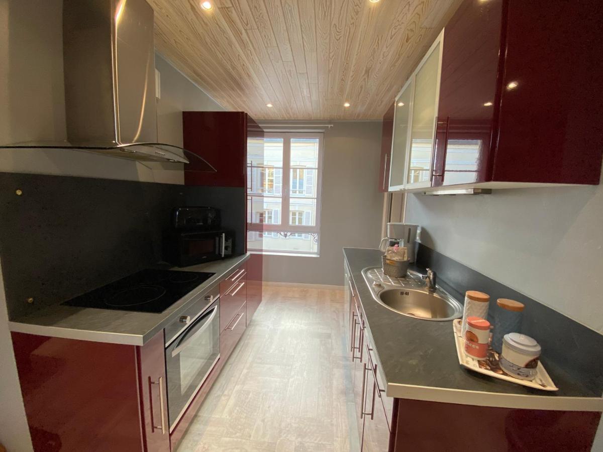 Sofa Apartment องเฟลอร์ ภายนอก รูปภาพ