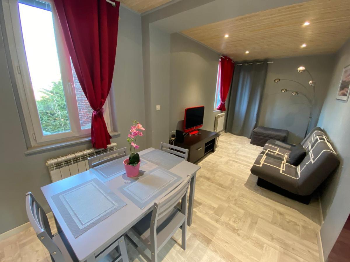 Sofa Apartment องเฟลอร์ ภายนอก รูปภาพ